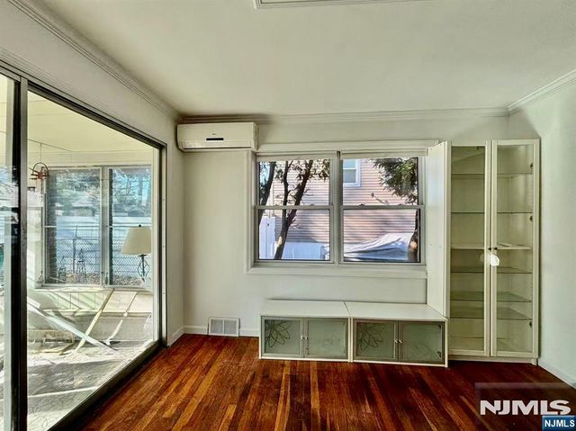 62 Howland Avenue, Teaneck, NJ 07666