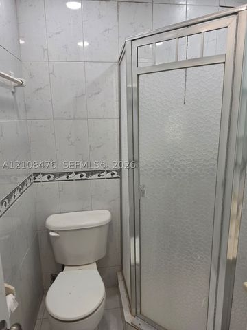 1400 NW 43rd Ter 202, Lauderhill, FL 33313