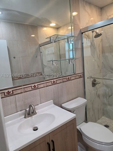 1400 NW 43rd Ter 202, Lauderhill, FL 33313