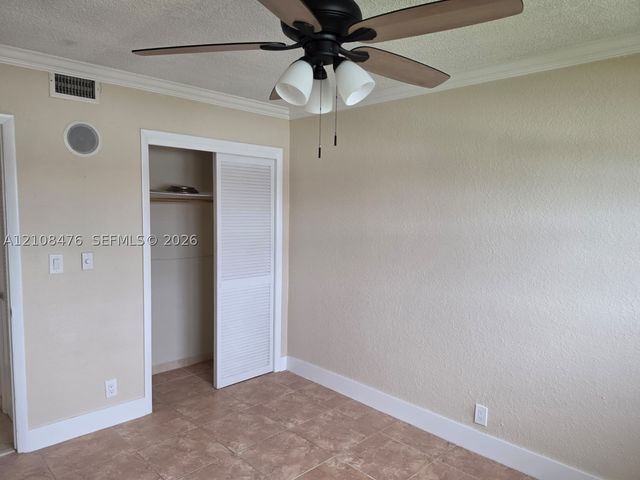 1400 NW 43rd Ter 202, Lauderhill, FL 33313
