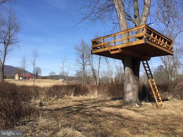 3680 PATH VALLEY RD, Fort Loudon, PA 17224