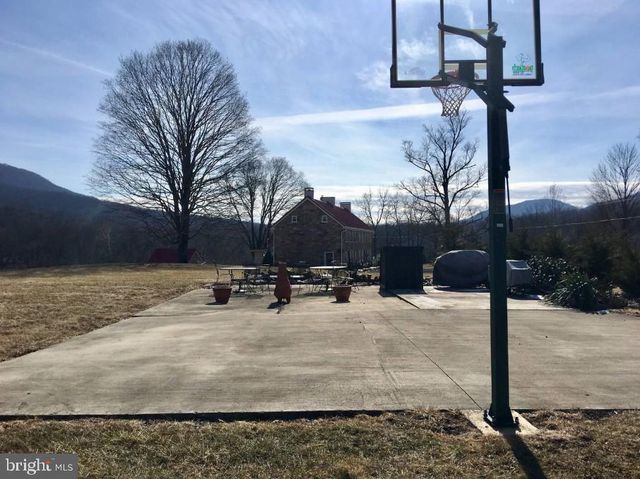 3680 PATH VALLEY RD, Fort Loudon, PA 17224