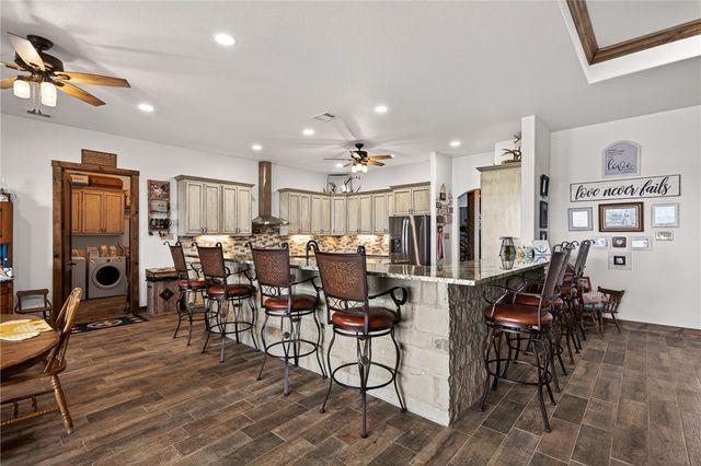 561 Carmel Dr, Sandia, TX 78383