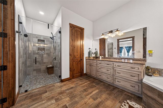 561 Carmel Dr, Sandia, TX 78383