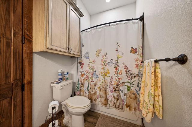 561 Carmel Dr, Sandia, TX 78383