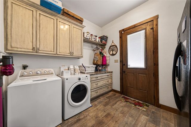 561 Carmel Dr, Sandia, TX 78383