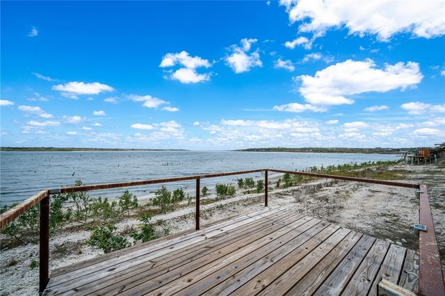 561 Carmel Dr, Sandia, TX 78383