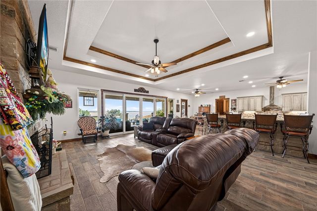 561 Carmel Dr, Sandia, TX 78383