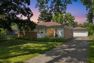 364 N Biermann Avenue, Villa Park, IL 60181