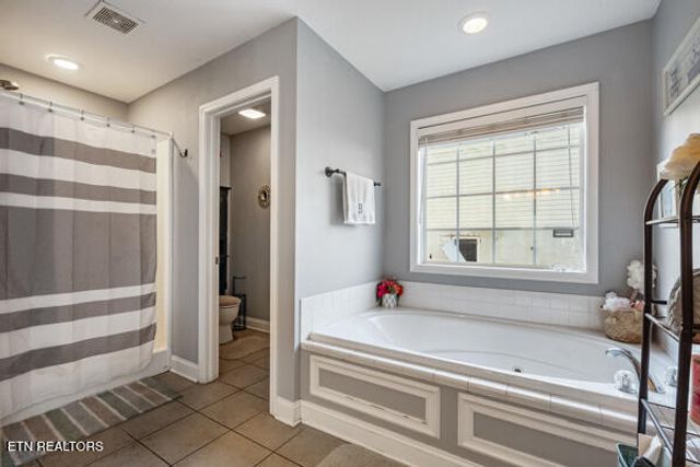 4129 Riverstone Lane, Knoxville, TN 37918