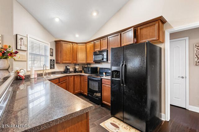 4129 Riverstone Lane, Knoxville, TN 37918