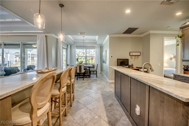 1821 SW 28th LN, Cape Coral, FL 33914