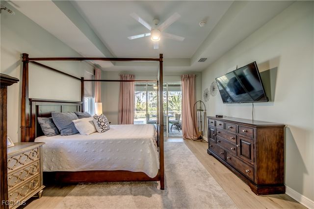 1821 SW 28th LN, Cape Coral, FL 33914