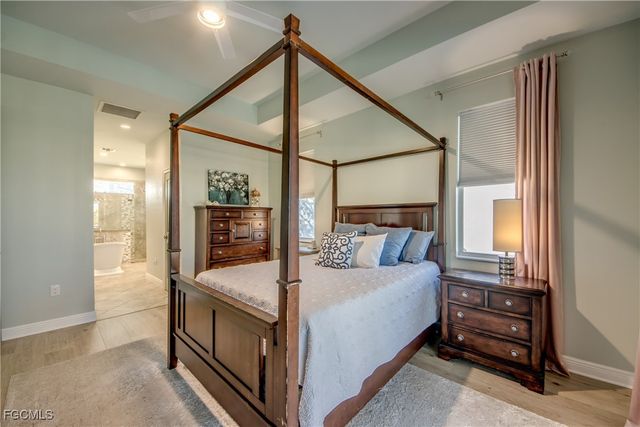 1821 SW 28th LN, Cape Coral, FL 33914