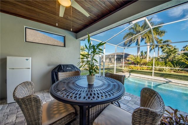 1821 SW 28th LN, Cape Coral, FL 33914