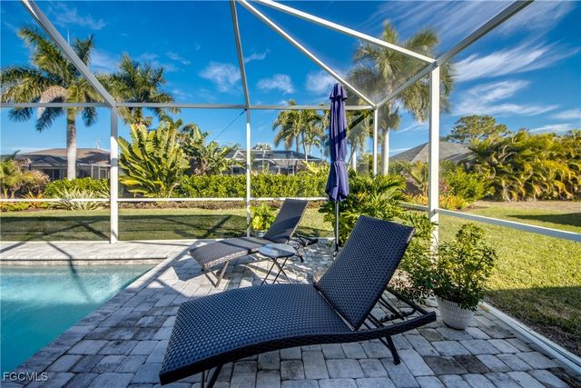 1821 SW 28th LN, Cape Coral, FL 33914