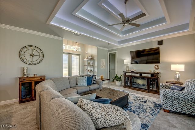 1821 SW 28th LN, Cape Coral, FL 33914