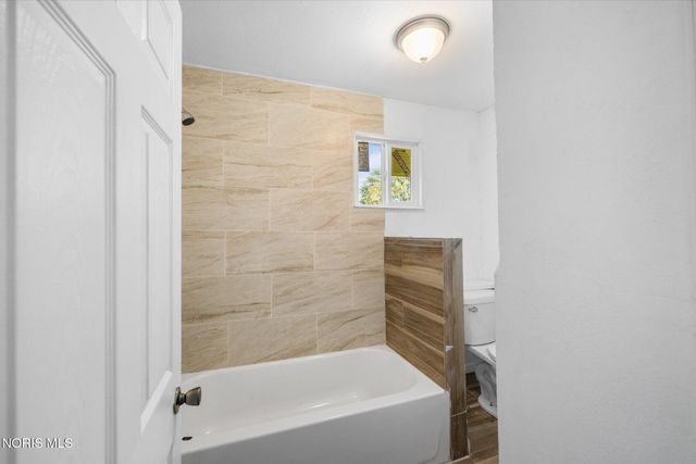 1222 Lincoln Avenue, Toledo, OH 43607