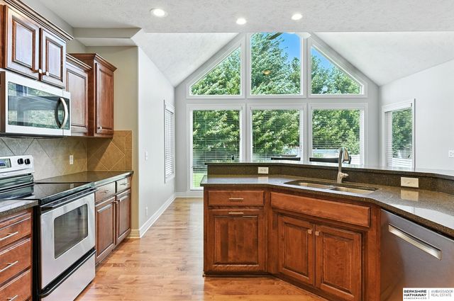 7606 S 195th Street, Gretna, NE 68028