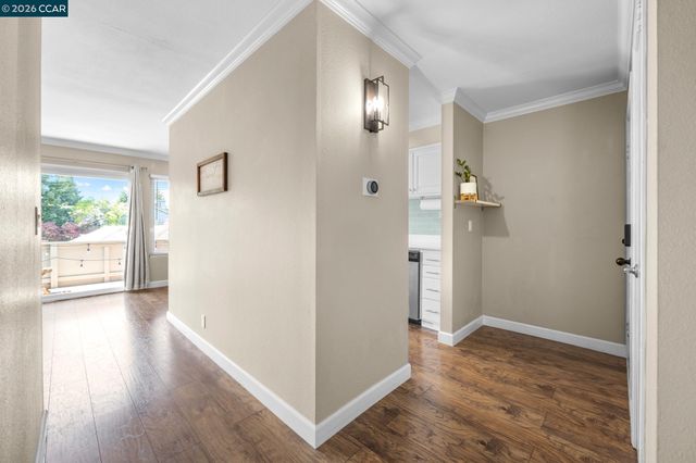 825 Oak Grove Rd 62, Concord, CA 94518