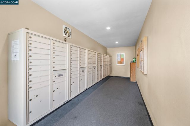 825 Oak Grove Rd 62, Concord, CA 94518