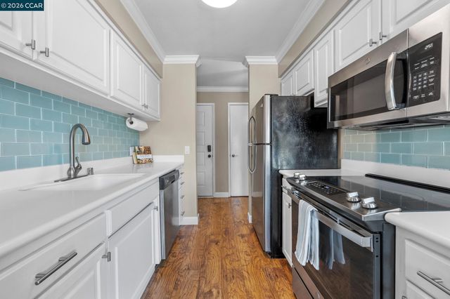 825 Oak Grove Rd 62, Concord, CA 94518