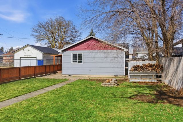 923 E WALTON Ave, Spokane, WA 99207