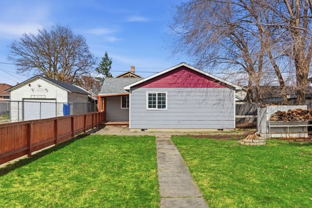 923 E WALTON Ave, Spokane, WA 99207