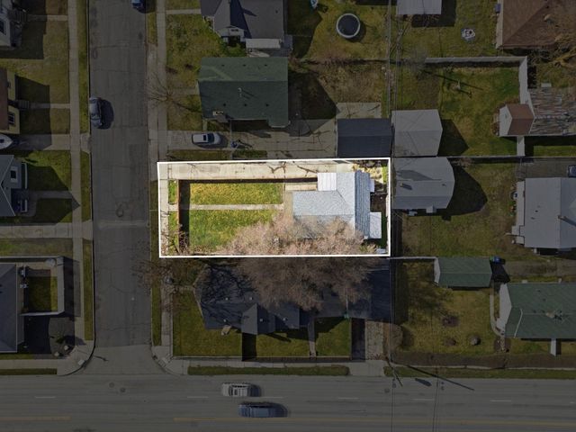 923 E WALTON Ave, Spokane, WA 99207