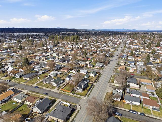 923 E WALTON Ave, Spokane, WA 99207