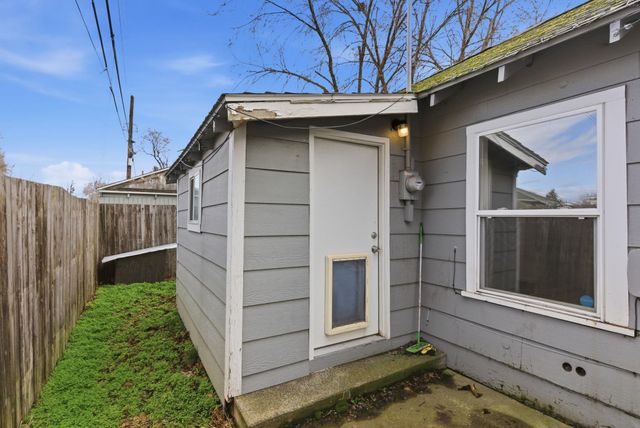 923 E WALTON Ave, Spokane, WA 99207