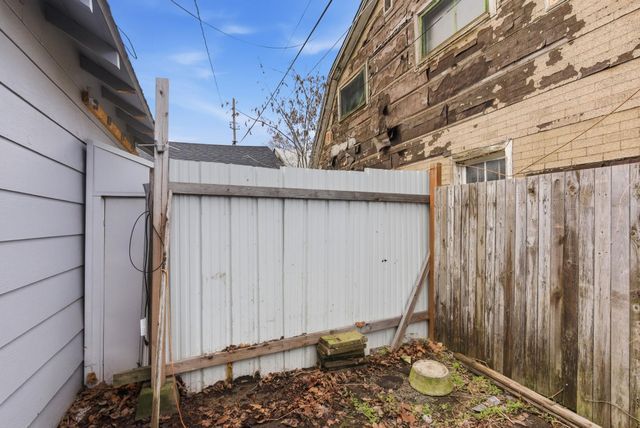 923 E WALTON Ave, Spokane, WA 99207