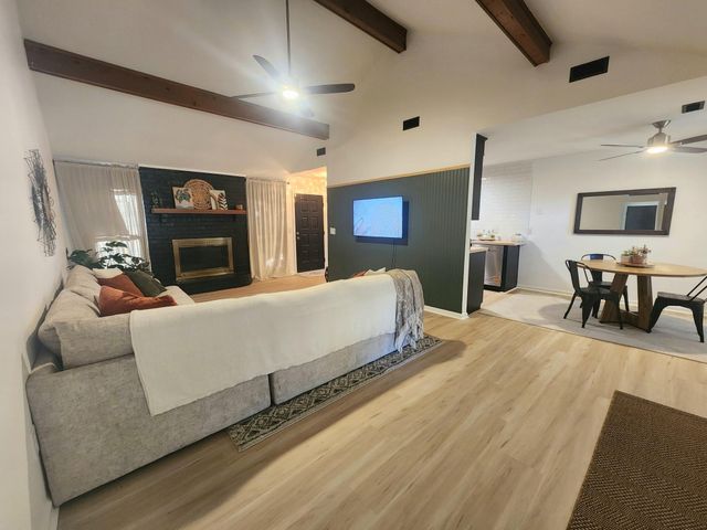 8204 Pleasant Ridge Drive, Charleston, SC 29420