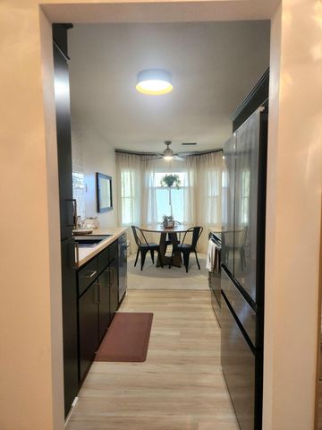 8204 Pleasant Ridge Drive, Charleston, SC 29420