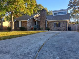 8204 Pleasant Ridge Drive, Charleston, SC 29420