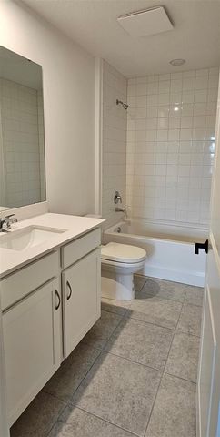 180 RAINWOOD STREET, Groveland, FL 34736
