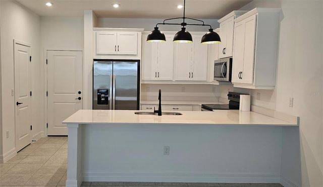 180 RAINWOOD STREET, Groveland, FL 34736