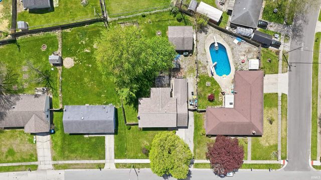 1412 Berwick Lane, New Haven, IN 46774