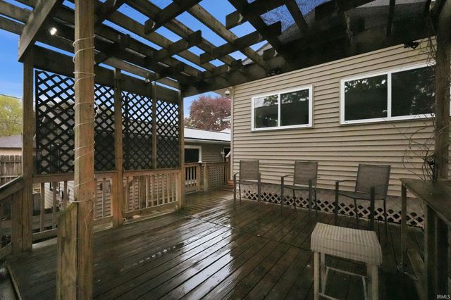 1412 Berwick Lane, New Haven, IN 46774