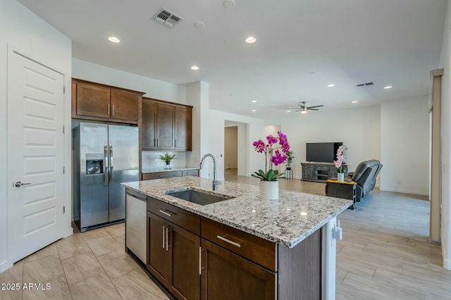 18934 W SIERRA Street, Surprise, AZ 85388