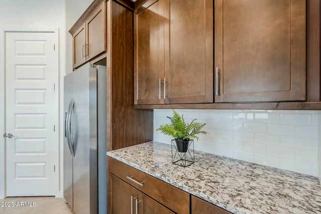 18934 W SIERRA Street, Surprise, AZ 85388