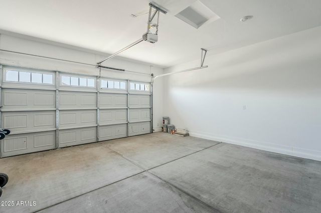 18934 W SIERRA Street, Surprise, AZ 85388