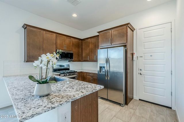 18934 W SIERRA Street, Surprise, AZ 85388