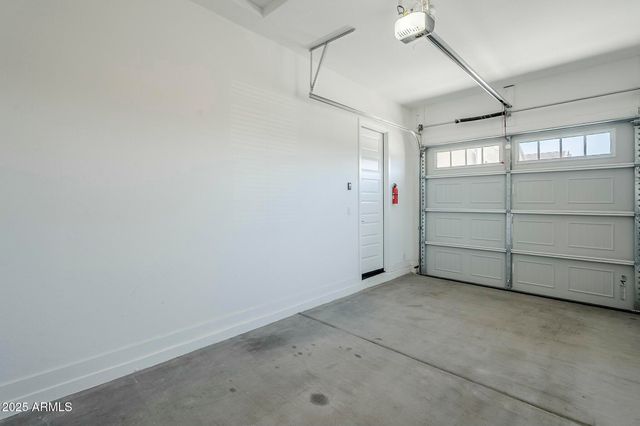 18934 W SIERRA Street, Surprise, AZ 85388