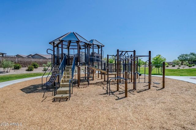 18934 W SIERRA Street, Surprise, AZ 85388