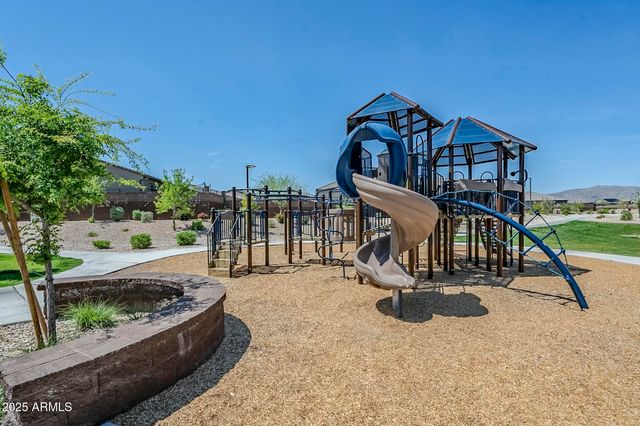 18934 W SIERRA Street, Surprise, AZ 85388