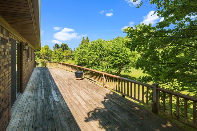 780 N Hadley Road, Ortonville, MI 48462