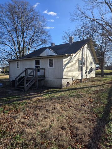 464 Thompson Rd, Pegram, TN 37143