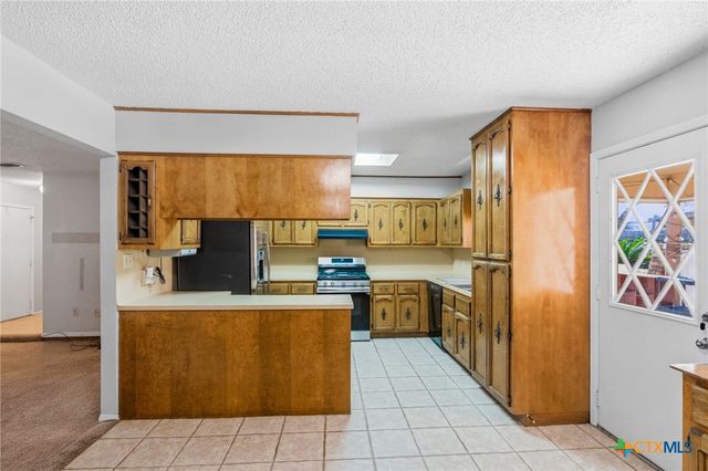 105 Chesapeake Avenue, Victoria, TX 77904