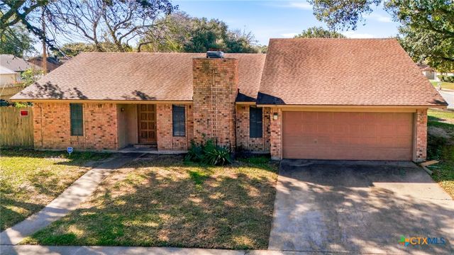 105 Chesapeake Avenue, Victoria, TX 77904
